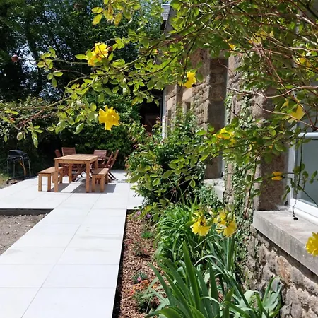 Maison La Riviere * Reffuveille
