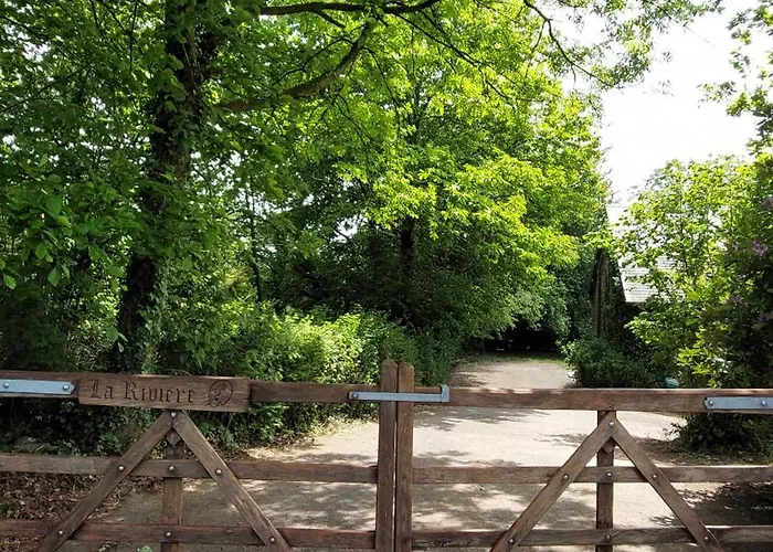 Nyaraló Maison La Riviere Reffuveille