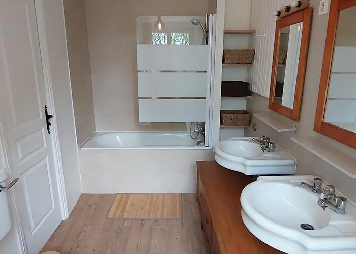 Maison La Riviere Nyaraló