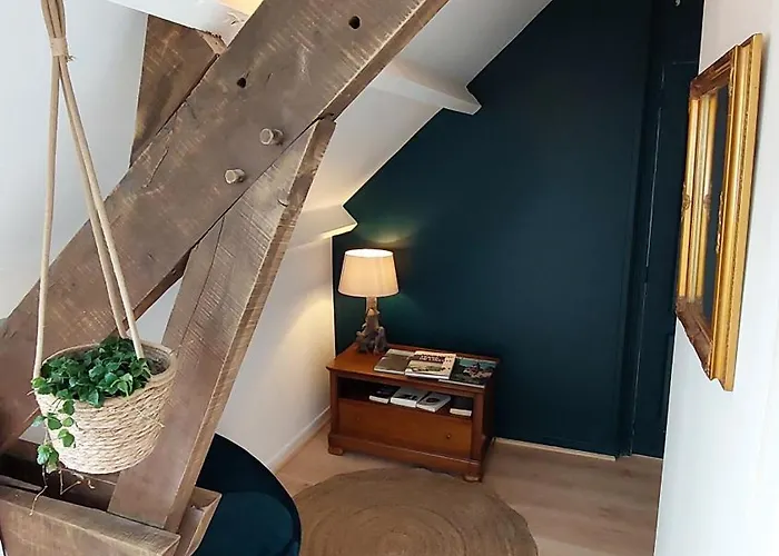 Maison La Riviere * Reffuveille